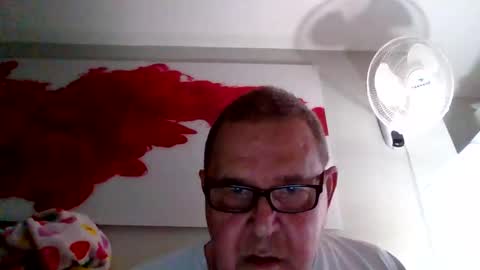 machet1 online show from April 11, 11:30 pm