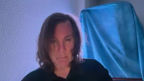 xStraightEdgex online show from May 26, 4:30 am