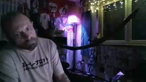 Manuel online show from November 4, 10:44 pm