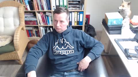 Snapshot of maddmax8 chatting on February 16, 1:16 pm Mad4You online show from February 16, 1:16 pm