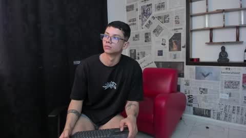 Damian Rivers online show from February 5, 7:53 pm