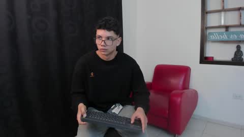 Damian Rivers online show from December 5, 10:45 pm