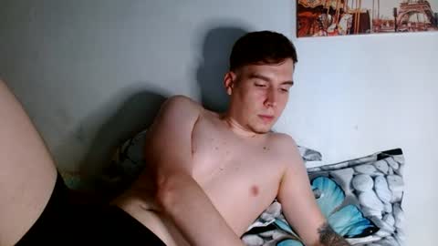magic_fantasy77 online show from June 12, 4:33 am