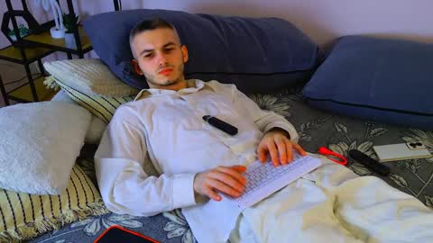 magic_storms online show from March 29, 8:09 pm