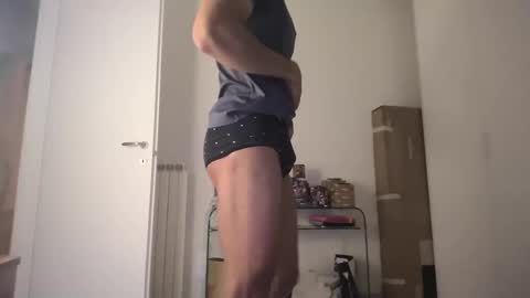 Snapshot of magicsempai chatting on February 11, 1:09 pm Magicsempai online show from February 11, 1:09 pm