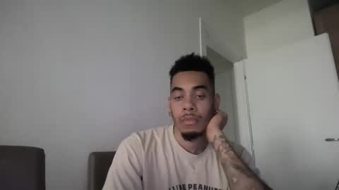 Snapshot of magicsempai chatting on September 23, 10:14 am Magicsempai online show from September 23, 10:14 am