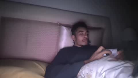 Snapshot of magicsempai chatting on December 11, 3:33 pm Magicsempai online show from December 11, 3:33 pm