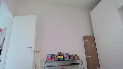 Snapshot of magicsempai chatting on January 15, 12:04 pm Magicsempai online show from January 15, 12:04 pm