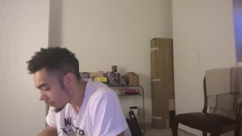 Snapshot of magicsempai chatting on February 18, 11:44 am Magicsempai online show from February 18, 11:44 am