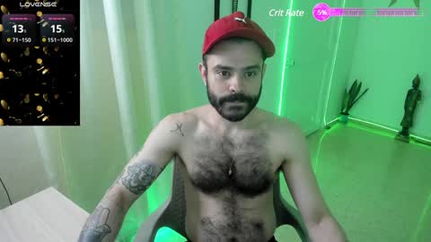 Snapshot of magnus_king chatting on December 3, 2:45 am     online show from December 3, 2:45 am
