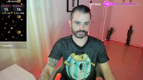 Snapshot of magnus_king chatting on January 10, 12:27 am     online show from January 10, 12:27 am