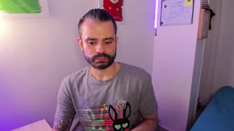     online show from March 12, 4:31 am