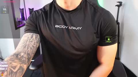 Snapshot of magnus_savage chatting on September 30, 5:27 pm If you want me to use the Lovense please let me know  --    online show from September 30, 5:27 pm