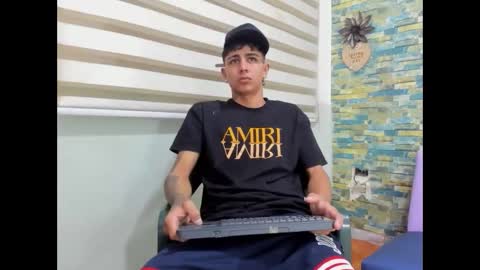 maicoll_hard02 online show from November 14, 11:33 am