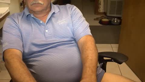 majormike34 online show from October 26, 5:48 pm