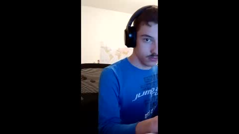 male20y online show from May 17, 11:23 pm