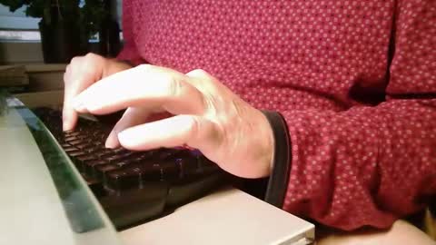 TS online show from October 10, 5:34 am