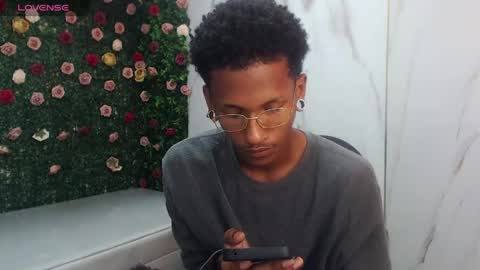 man_sant11 online show from April 18, 3:02 pm