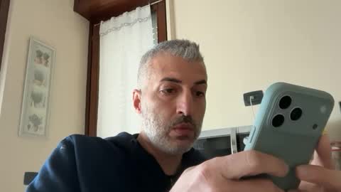 manager82 online show from March 16, 10:30 am