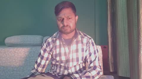 Roshan online show from February 7, 5:51 pm