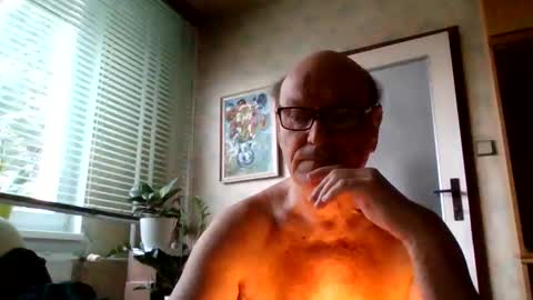 manes5858 online show from March 17, 5:54 am