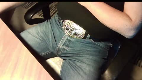 manswed online show from December 2, 1:22 pm