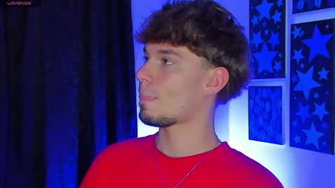  independent model online show from April 20, 3:20 am