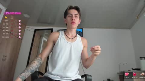 Snapshot of manucute_23_ chatting on February 23, 2:43 pm manucute 23  online show from February 23, 2:43 pm