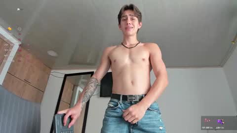 Snapshot of manucute_23_ chatting on February 18, 2:49 pm manucute 23  online show from February 18, 2:49 pm