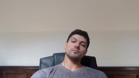 Snapshot of manuelgasdcon chatting on January 10, 1:31 pm manuelgasdcon online show from January 10, 1:31 pm