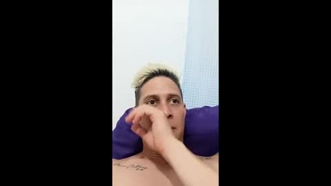 manufuego1 online show from May 4, 1:51 am
