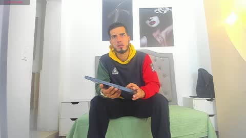 Marc Ruffalo online show from April 9, 11:16 am