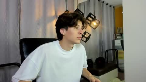 marcoviolet online show from June 26, 8:22 pm