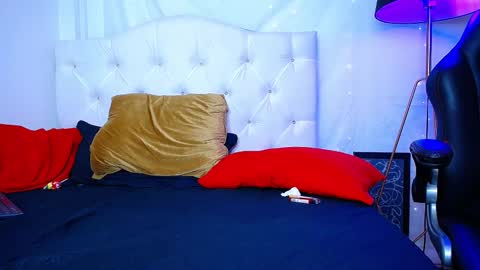 Marcus Hanks online show from December 20, 9:38 am