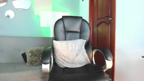 Marcus Jax1 online show from December 7, 4:09 am