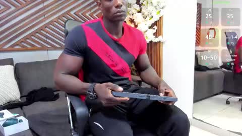 Marcusssss online show from November 12, 11:49 am