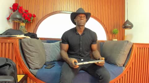 Snapshot of marcusblack_ chatting on October 22, 11:47 am Marcusssss online show from October 22, 11:47 am