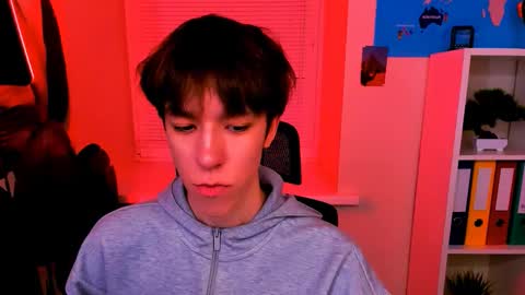 Mark online show from February 6, 3:53 pm