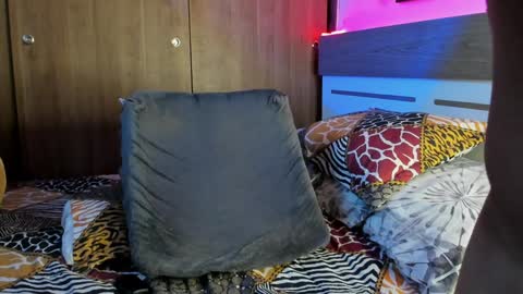  mark kamper  online show from December 11, 10:27 pm