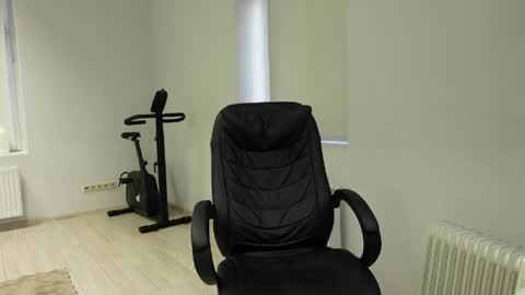 MARK KARSON online show from April 21, 5:30 pm