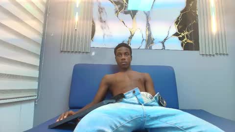 MARK online show from November 17, 12:30 pm