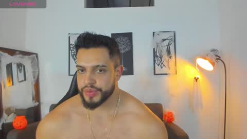 mark_x23 online show from October 31, 2:02 am