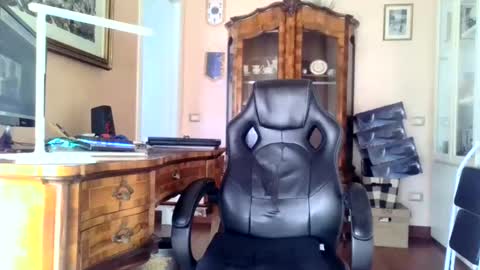 markmarkmark00 online show from December 26, 10:05 am