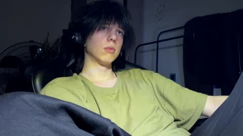 Mark online show from April 10, 7:32 pm