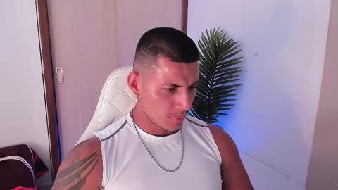 markus... Y online show from November 9, 9:19 pm