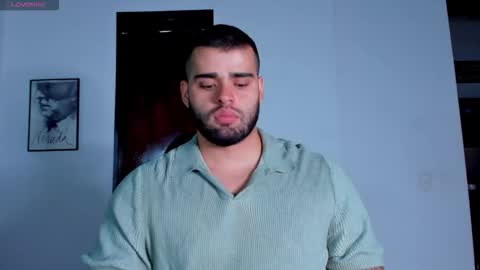 markus_tyler online show from September 9, 2:22 am