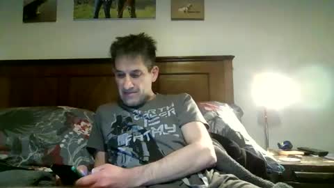 marky2012 online show from November 3, 1:21 am