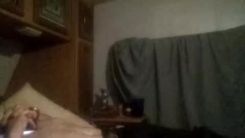 markymark101825061 online show from December 19, 8:22 am