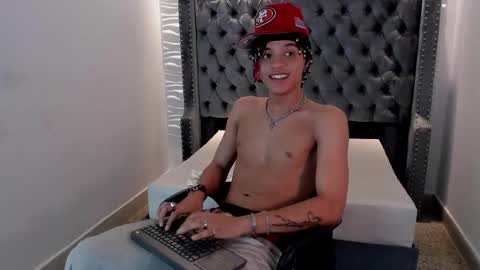 MARSHALL online show from November 12, 1:28 pm