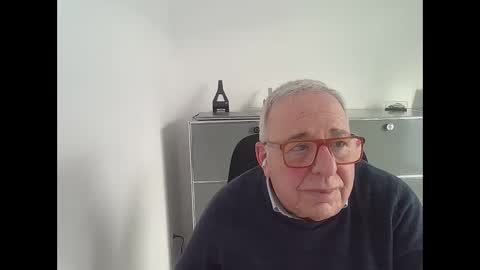 martin_1947 online show from January 4, 12:59 pm